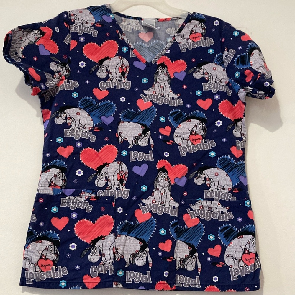 Disney Eeyore Scrub Top in excellent pre~loved , Super Comfy, Rich Colors, Pocke